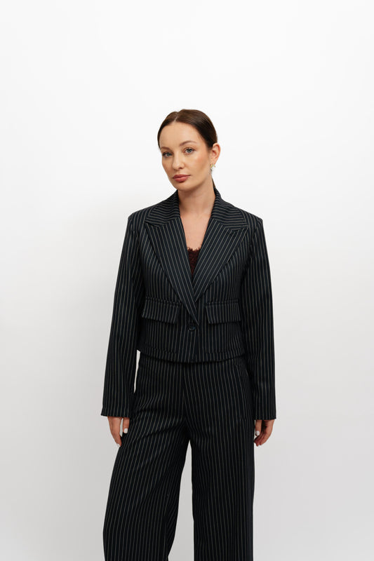 Cropped Navy Stripped Suit