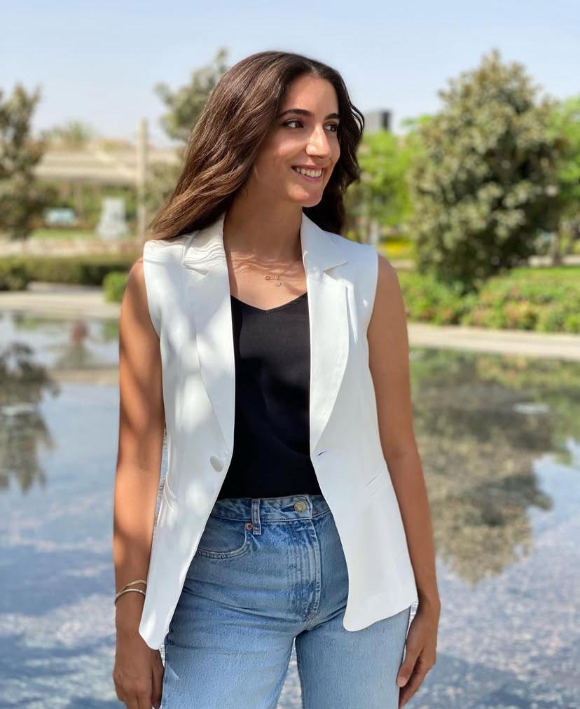 White waistcoat with one button