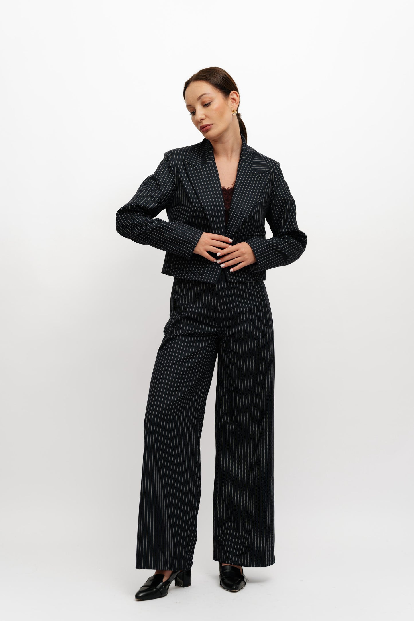 Cropped Navy Stripped Suit
